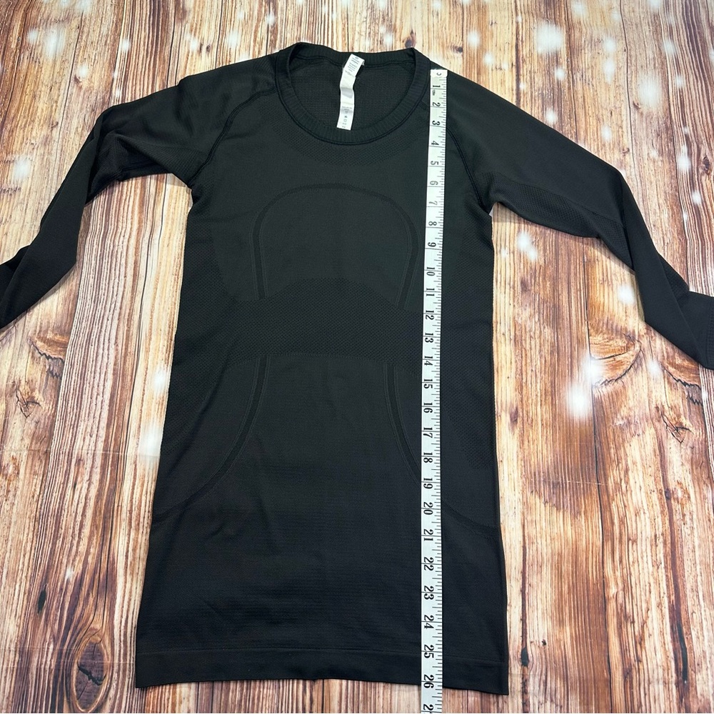 Lululemon Athletica Swiftly Tech Long Sleeve Crew Size 4 Black - Picture 11 of 16